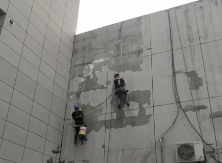 博望楼顶漏水维修公司分享下博望外墙防水的注意事项